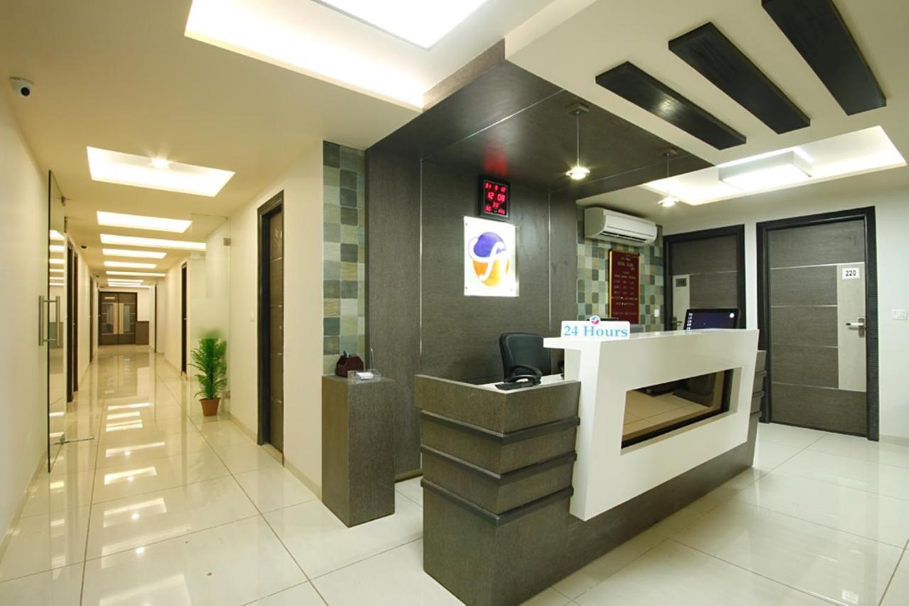 Hotel Flair Inn Ahmedabad Exterior photo