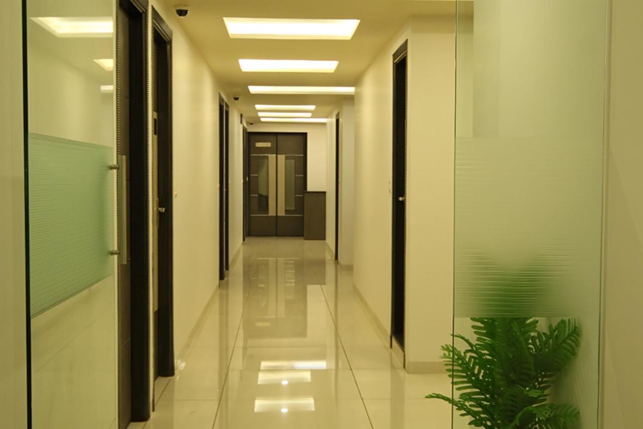 Hotel Flair Inn Ahmedabad Exterior photo